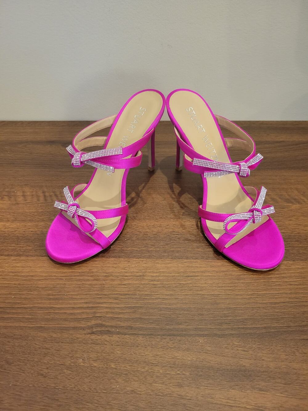Stuart Weitzman Pink Rhinestone Bow Sandals (Size 8, Like New)